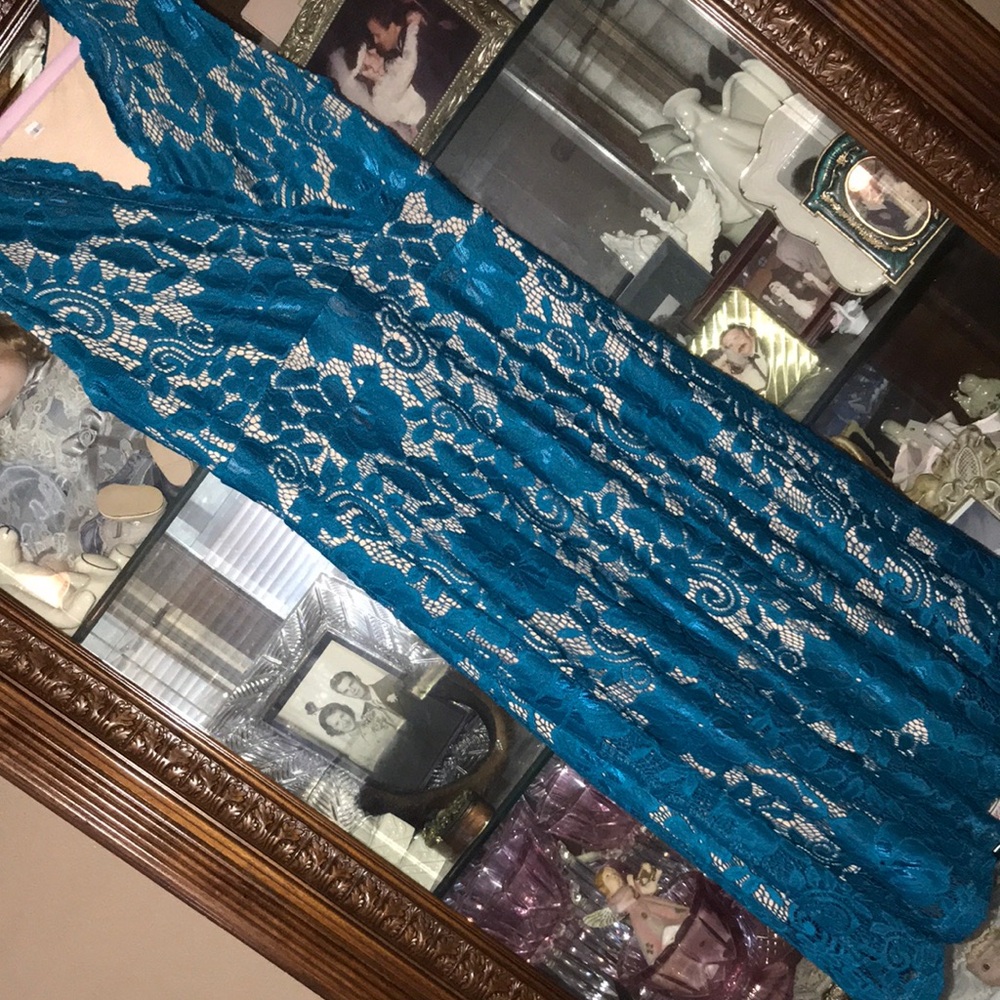 Elegant Teal Lace Dress